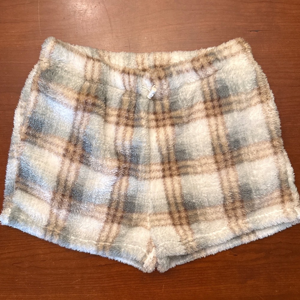 Lazy Sunday shorts Large lounge Sherpa teddy fuzzy cozy plaid pull on drawstring